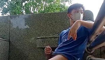 Aisa Young Twink Outdoor Jerk off and Cum