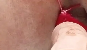 I Love to Show My Ass Open.