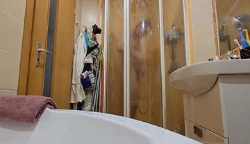 My Friend Let Me Take a Shower at Her Bathroom. She Has No Idea That I'm Filming Myself Doing It.