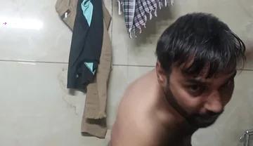 Indian Rajasthani Desi Man Enjoy Shower