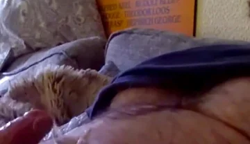 Btrucker Handjob Solo 1