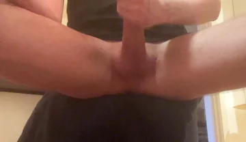 Caught on Cam My Flatmate Jerking off on Porn on His Comp, and Cumming