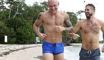 Wesley Woods Spots Beach Hunk Trevor Laster And Fucks Him Hard On The Sand