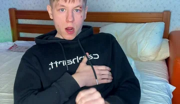 Bored in My Room so I Rubbed My Big Cock Until I Blew a Load