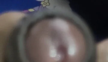 My Hand Is the Best to Shake