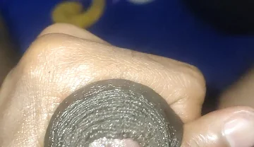 My Hand Is the Best to Shake