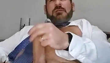 Italian Stepdaddy Wanks in Suit and Tie