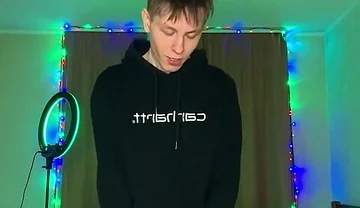 Look at How Much Cum This Hungry Twink Can Spray