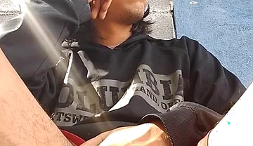 Tremendous Cock of This Big-headed Guy