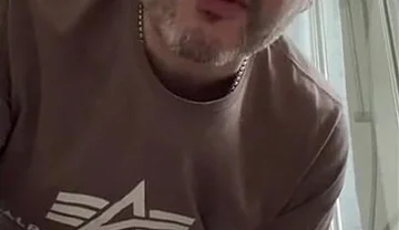 25 Mins of Multiple Piss Videos From Uncut Daddy