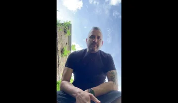 25 Mins of Multiple Piss Videos From Uncut Daddy