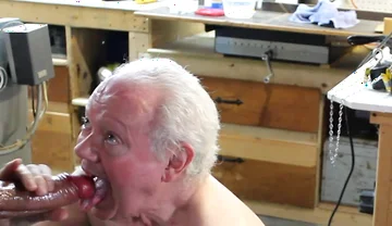 Erachi Helps the Plumber Close-up Vo