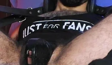 Ricky Cage February 2026 Live Cam Show - Tech Jock Wearing Cap and Socks Gets Machine-pounded