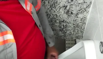 I Sucked My Colleague in the Bathroom of the Firm