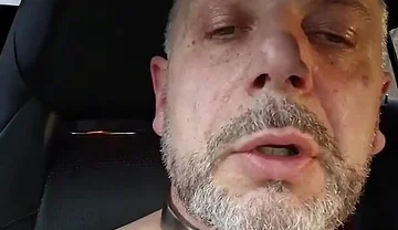 Sls-frank I'm Waiting for a Punter at the Carpooling Car Park