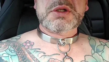 Sls-frank I'm Waiting for a Punter at the Carpooling Car Park