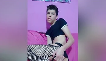 Argentine Femboy Boy Asks For A Stepdaddy To Break His Ass