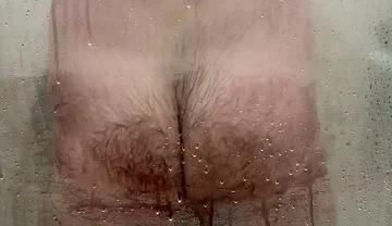 Need a Better View, Let Me Wipe the Shower Screen for You