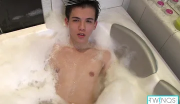 Cute Brunette Enjoys Stroking And Milking His Cock! With Xander H