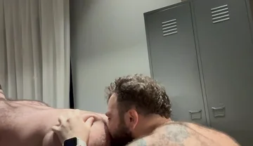 Hairy Bear Dominates: Hot Tub Oral, Rimming, Mutual Edging