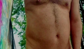 Picture Slideshow - Nude in Public