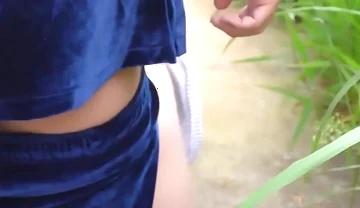 Cruising Fucking Outdoors with a Twink Femboy I Met at Pool
