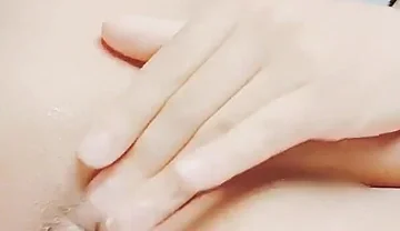 Well-protruding Ass Lips