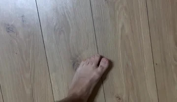 Feet!