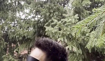 Wind-chilled Thrill: Flex & Release on a Frigid Day