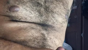 Hairy Giant Man Big Cumshow