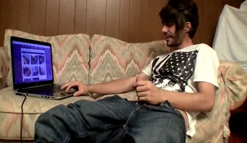 Devin Reynolds In Devin Enjoys His Own Porn