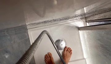 The Pig Shows You His Cumshot After Jerking off and Takes a Shower for You