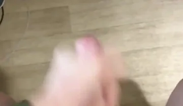 Solo Cumming. Big Load and Huge Mess