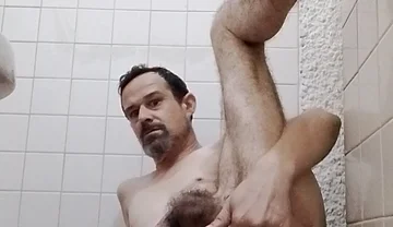 I Feed My Ass an Onion