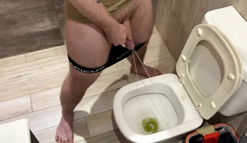 He Kisses My Big Hard Cock While I Pee