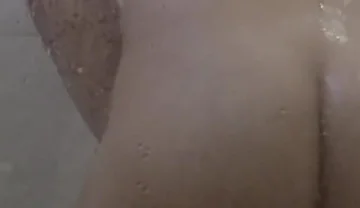 I Need You to Rub My Consta and My Butt