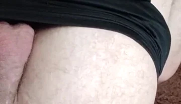 Mayaa Is Spreading Her Legs for You to Have Sex