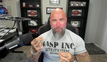 Psycho Women and Offensive Men