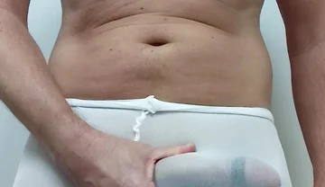 Masturbating with My Tights