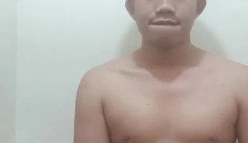 Horny Filipino Is Horny and Lets It Out