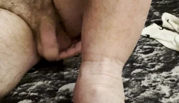 Coach Karl's Bare Feet Bare Balls up Close [8893]