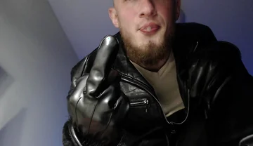 Leather Lord Spit
