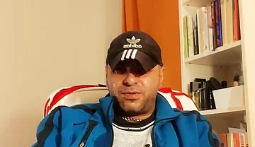 Dj Bro Pissing in Front of the Pc and Wet Pants VR the Mirror