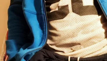 Dj Bro Pissing in Front of the Pc and Wet Pants VR the Mirror