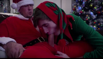 Pierce Paris And Levi Rhodes In Stepson Having Ever Holiday With His Stepfather - Soncreep 8 Min