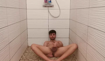Masturbating Before the Shower - Beepied