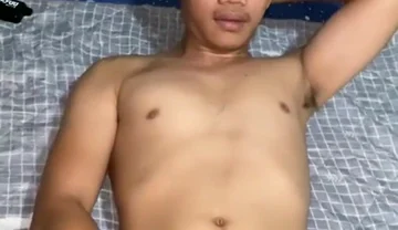 Pinoy Boy Wanking His Hot Cock