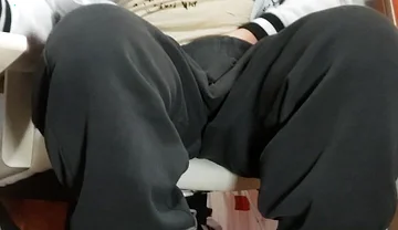 Dirtyjunkbro Spreads Her Ass