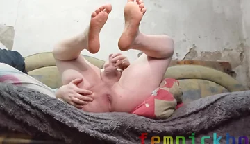 Fat Gay Jerks off Cock Showing Asshole and Feet