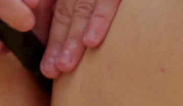 Mdfvibed Outdoors to an Intense Orgasm